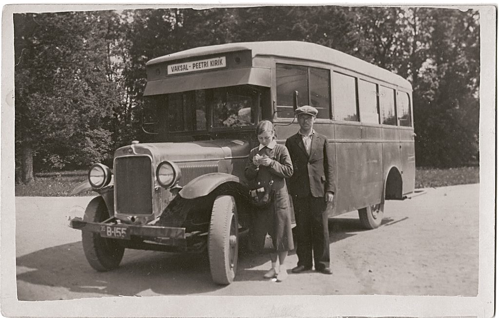 August Koogi autobuss 1935. aastal, buss Graham-Brothers 1928. a mudel, reg numbriga B-155. Foto: Andrus Rüütli kogust